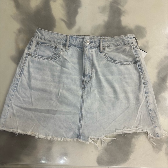 American Eagle | Light Blue Denim Mini Skirt | NWT | Size 12 - Picture 1 of 8